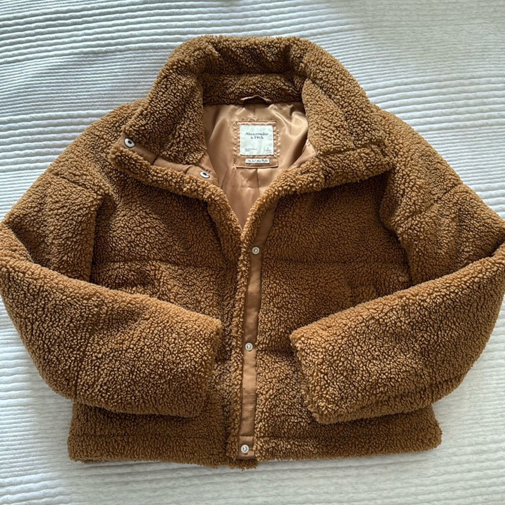 Abercrombie and Fitch camel brown mini puffer Shirling Sherpa jacket size small